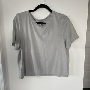 Vuori Workout Top